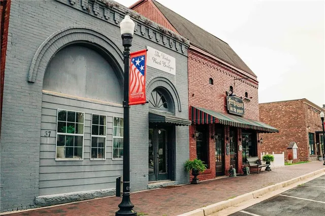 $563,405 | 165 Brandle Rose Way, Hoschton, GA 30548