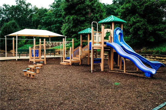 $563,405 | 165 Brandle Rose Way, Hoschton, GA 30548