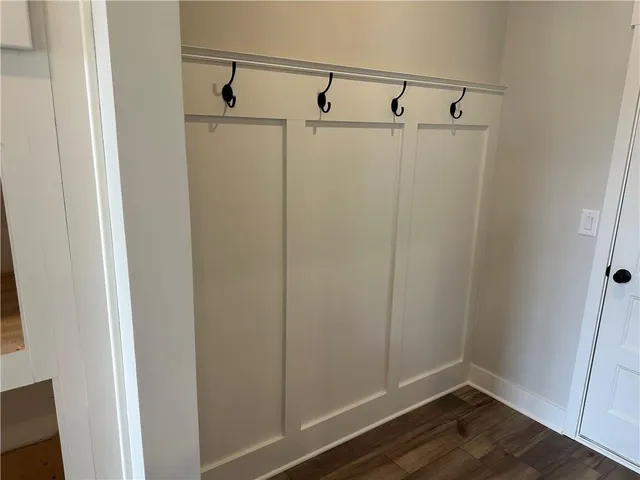 $563,405 | 165 Brandle Rose Way, Hoschton, GA 30548