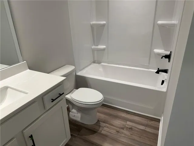 $563,405 | 165 Brandle Rose Way, Hoschton, GA 30548