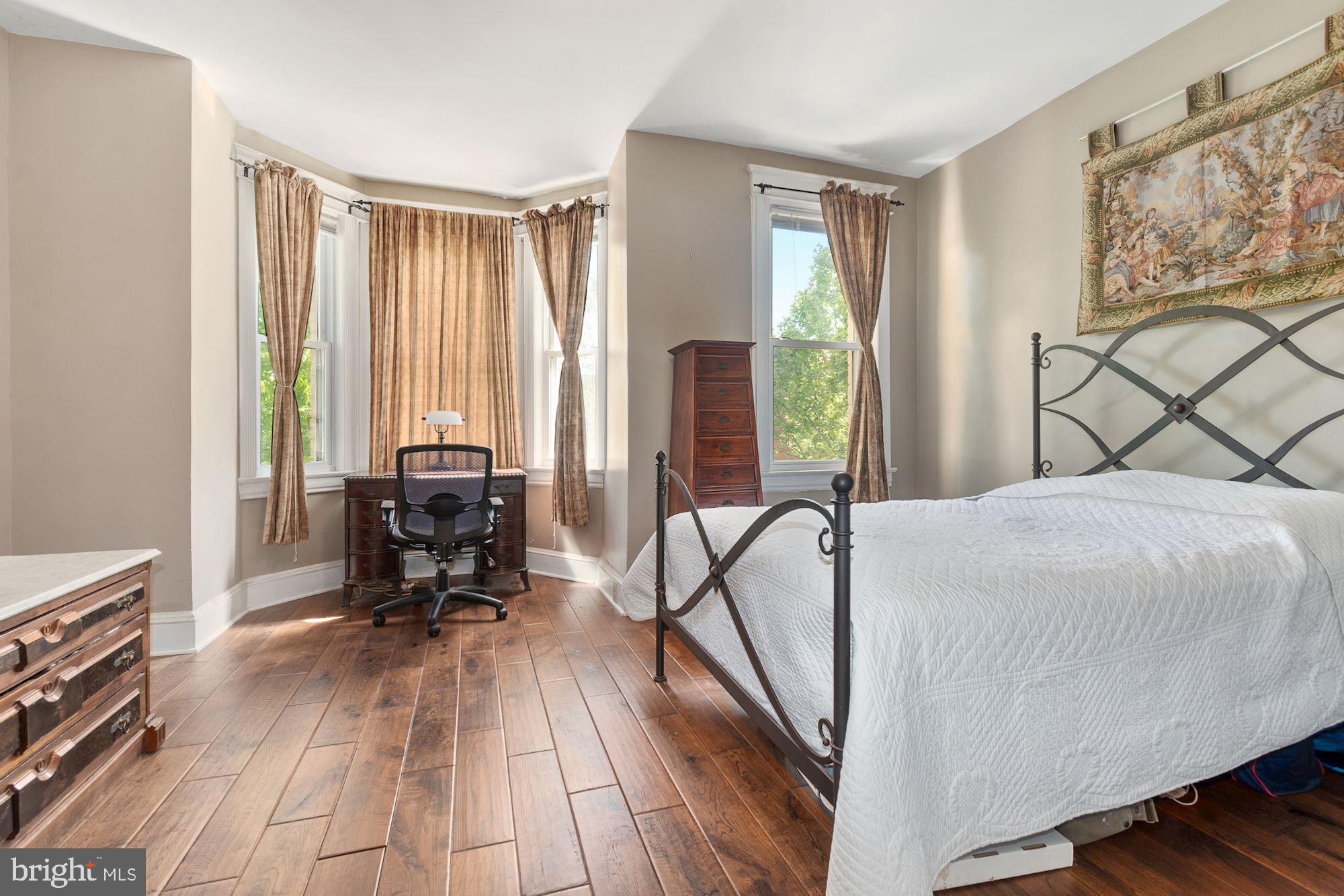 153 Randolph Place Northwest Washington, DC 20001 - Photo 20 of 46