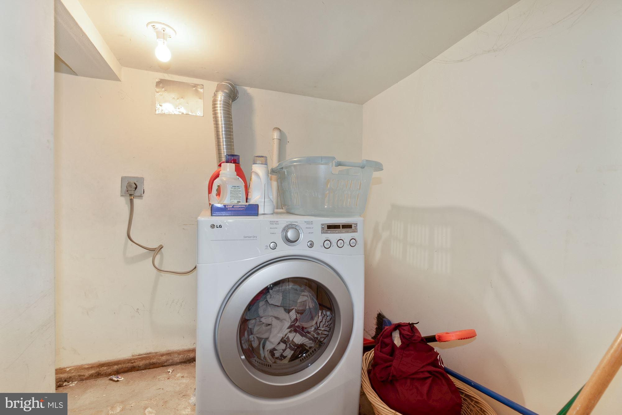 153 Randolph Place Northwest Washington, DC 20001 - Photo 38 of 46