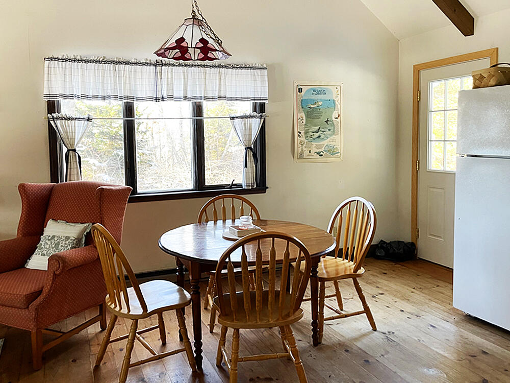 9 Blinn Road Bristol, ME 04554 - Photo 21 of 34 2-Interior-3-1000px