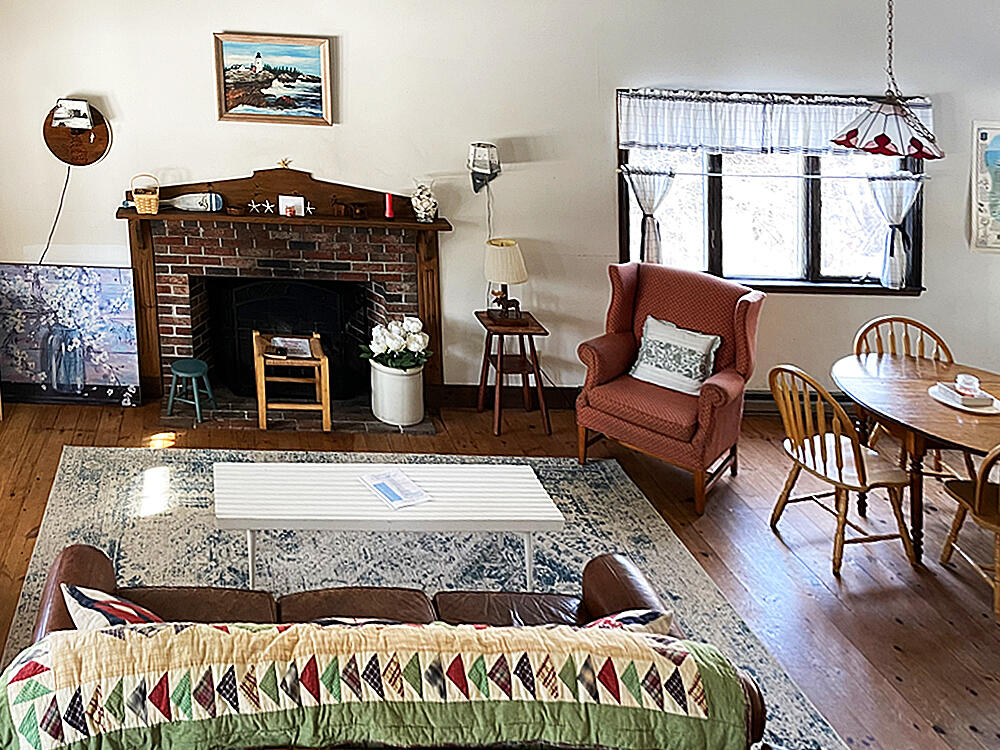 9 Blinn Road Bristol, ME 04554 - Photo 28 of 34 2-Interior-10-1000px