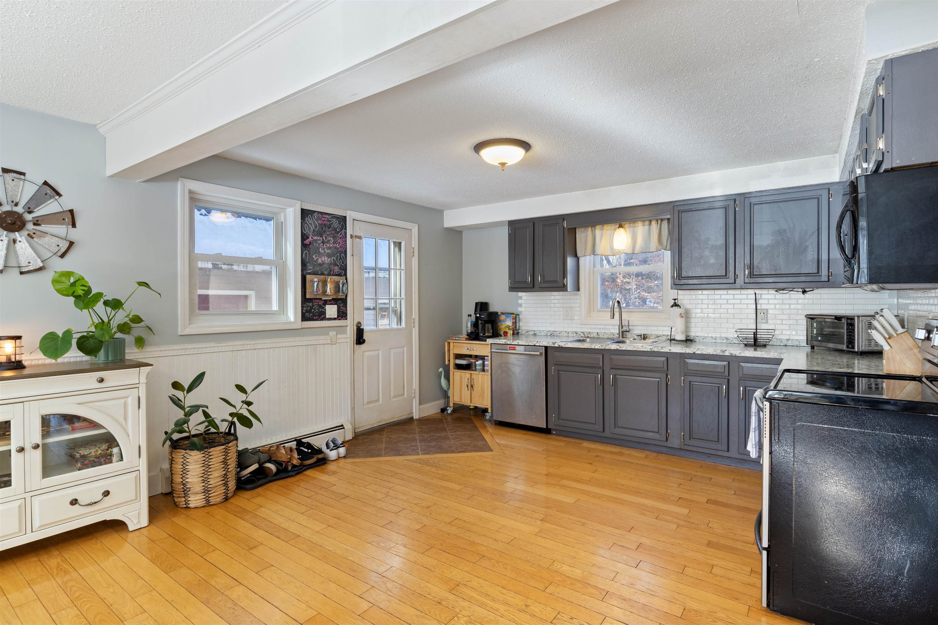 26 Barrell Run Road Fremont, NH 03044 - Photo 3 of 35 Gallery Image 3