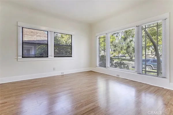 $2,695 | 648 Patterson Avenue, Glendale, CA 91203