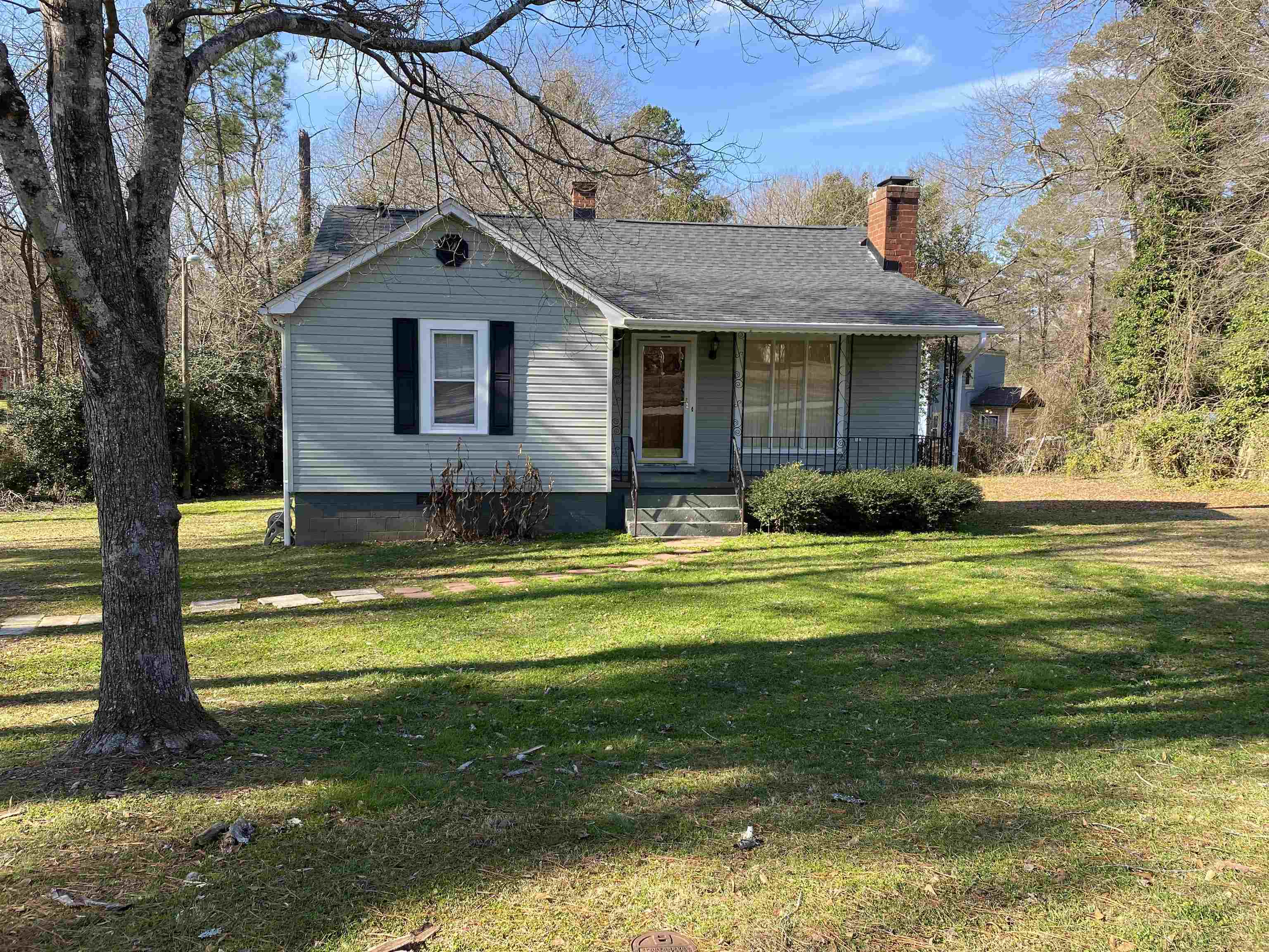 152 White Oak Road Spartanburg, SC 29301 - Photo 1 of 18 Gallery Image 1