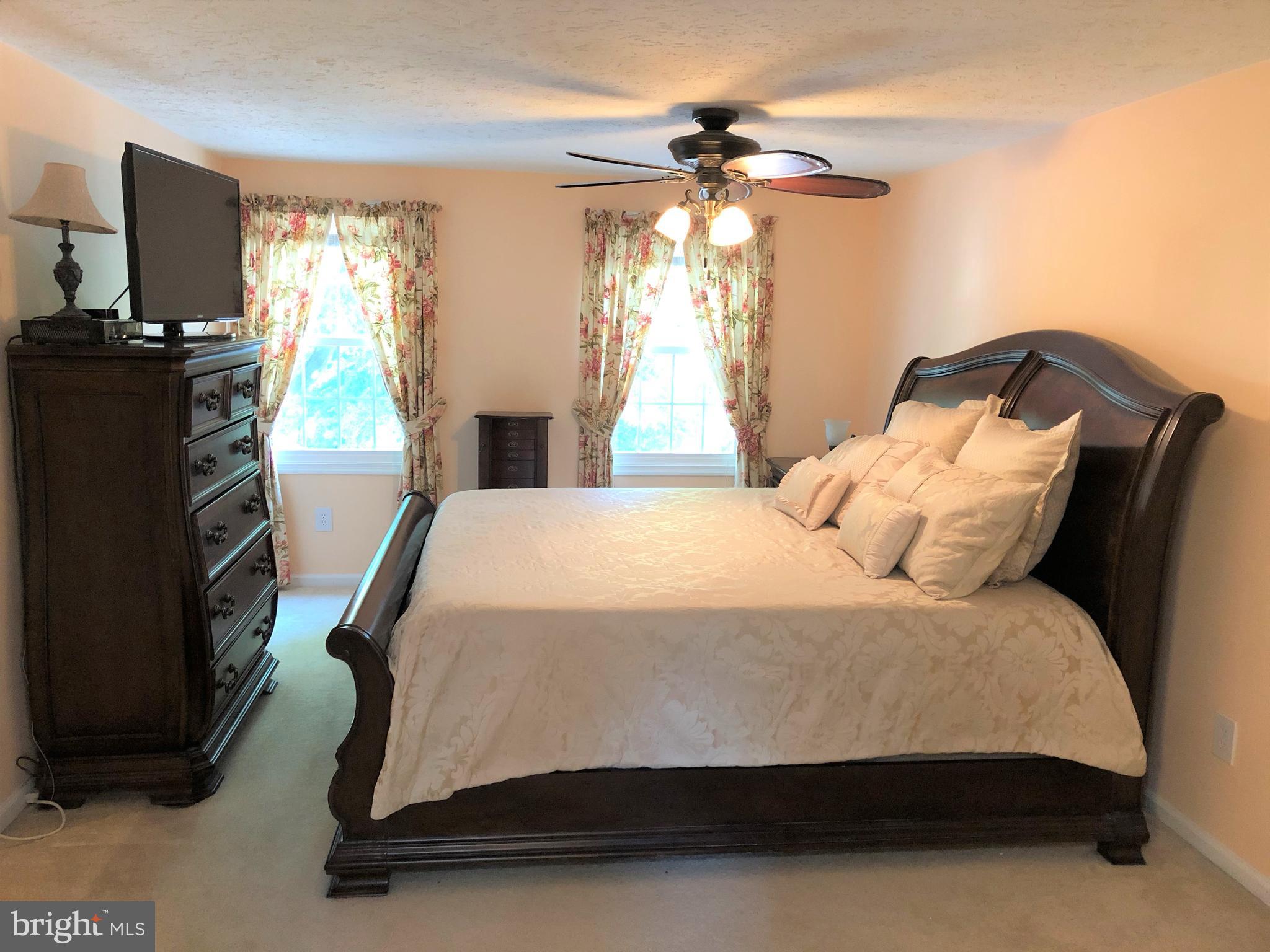 7516 Candytuft Court Springfield, VA 22153 - Photo 12 of 30 Bedroom (Master)