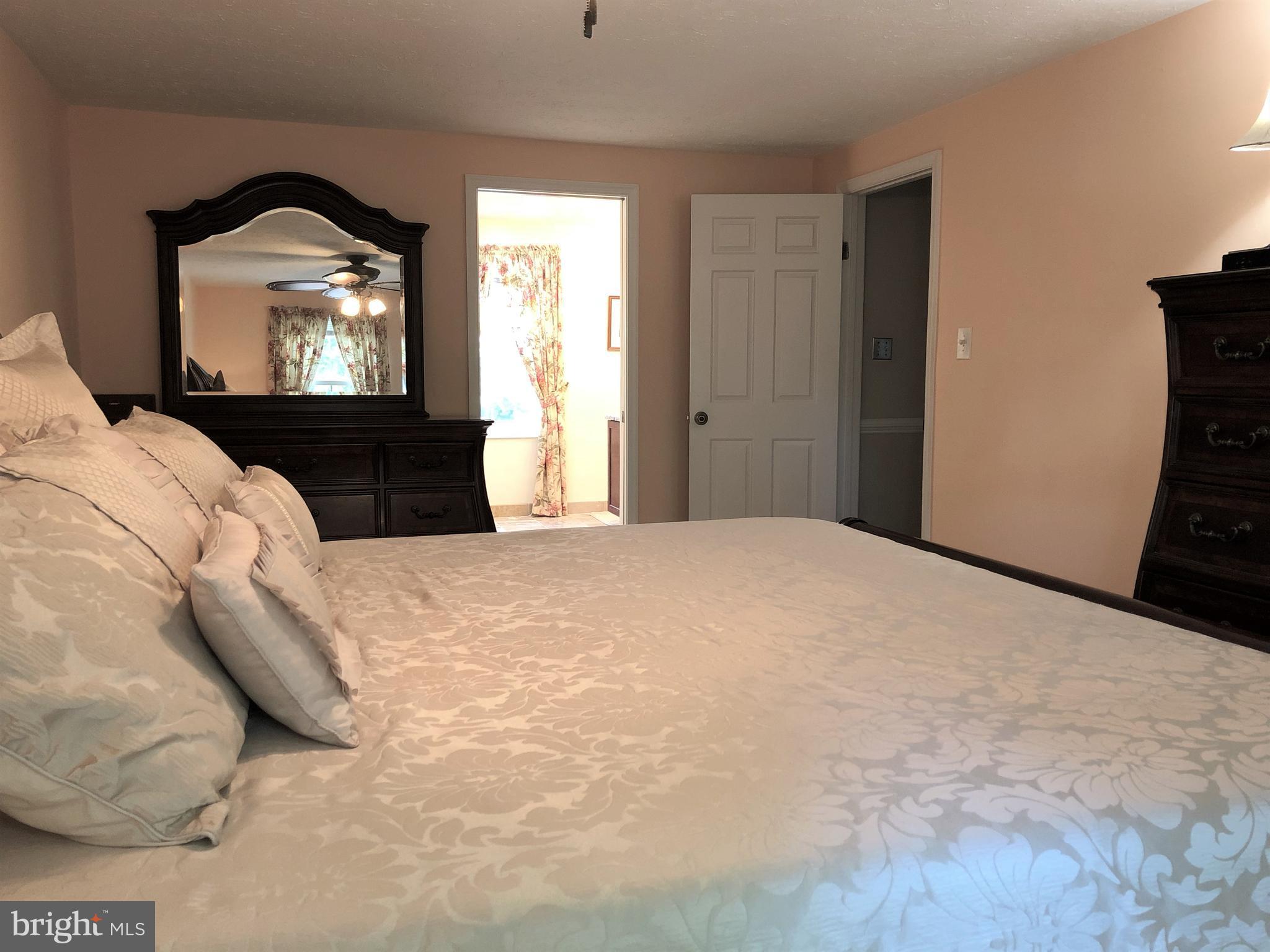 7516 Candytuft Court Springfield, VA 22153 - Photo 13 of 30 Bedroom (Master)