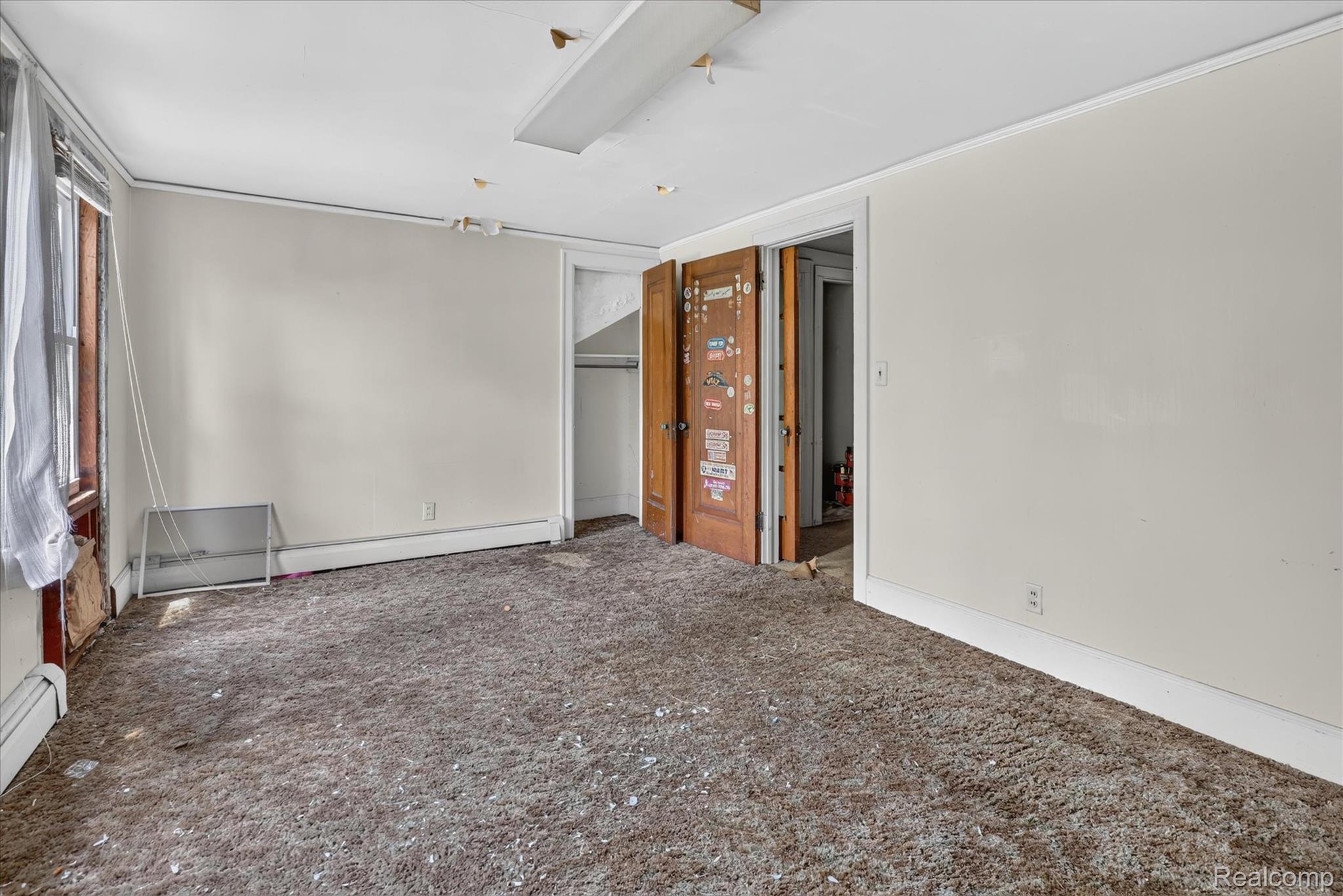 26275 Pennsylvania Road Romulus, MI 48174 - Photo 10 of 23 16-26275-Pennsylvania-Rd-WindowStill.jpg