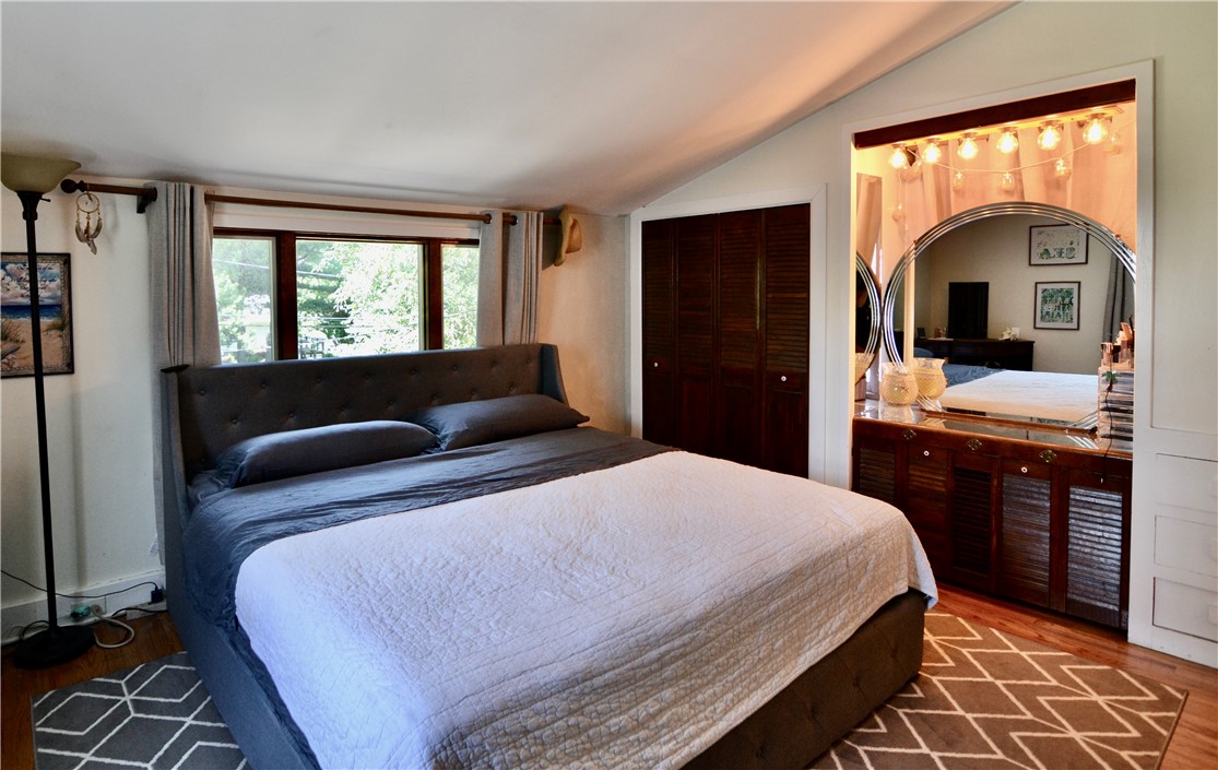 315 Walzer Road Irondequoit, NY 14622 - Photo 12 of 18