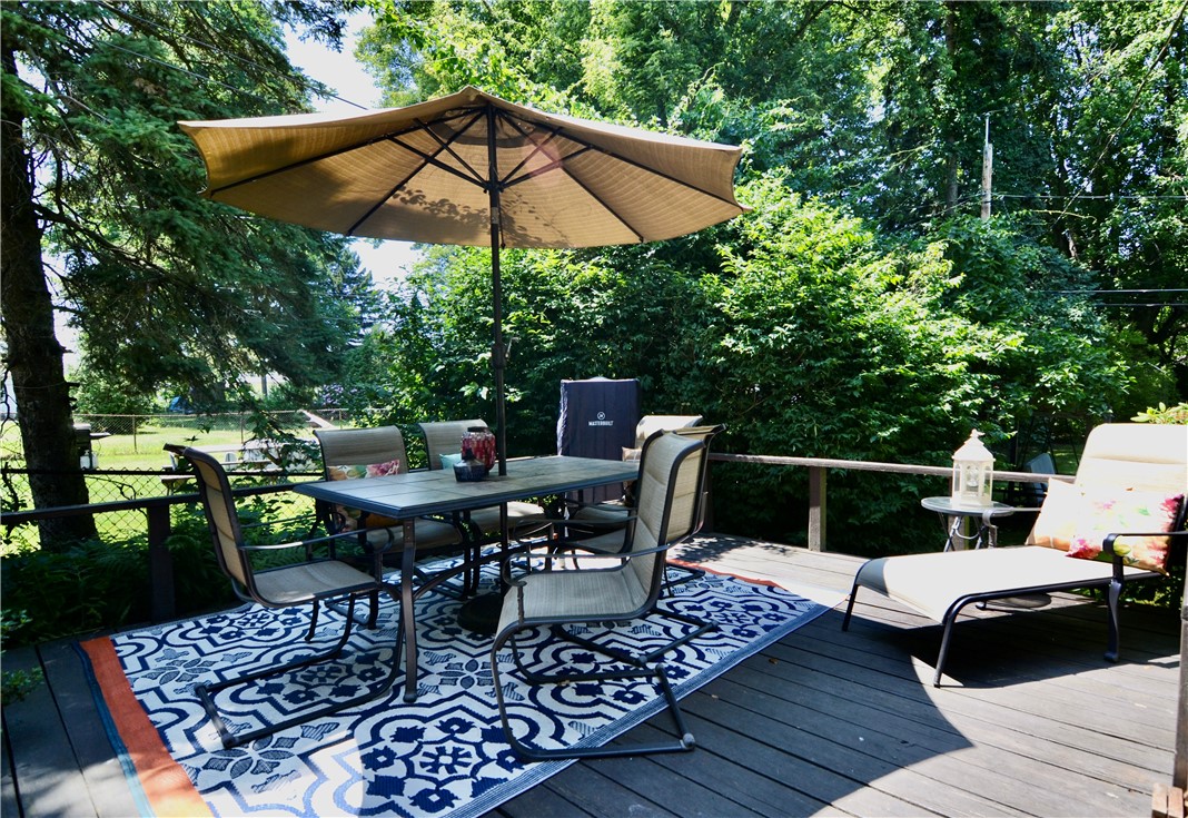 315 Walzer Road Irondequoit, NY 14622 - Photo 16 of 18