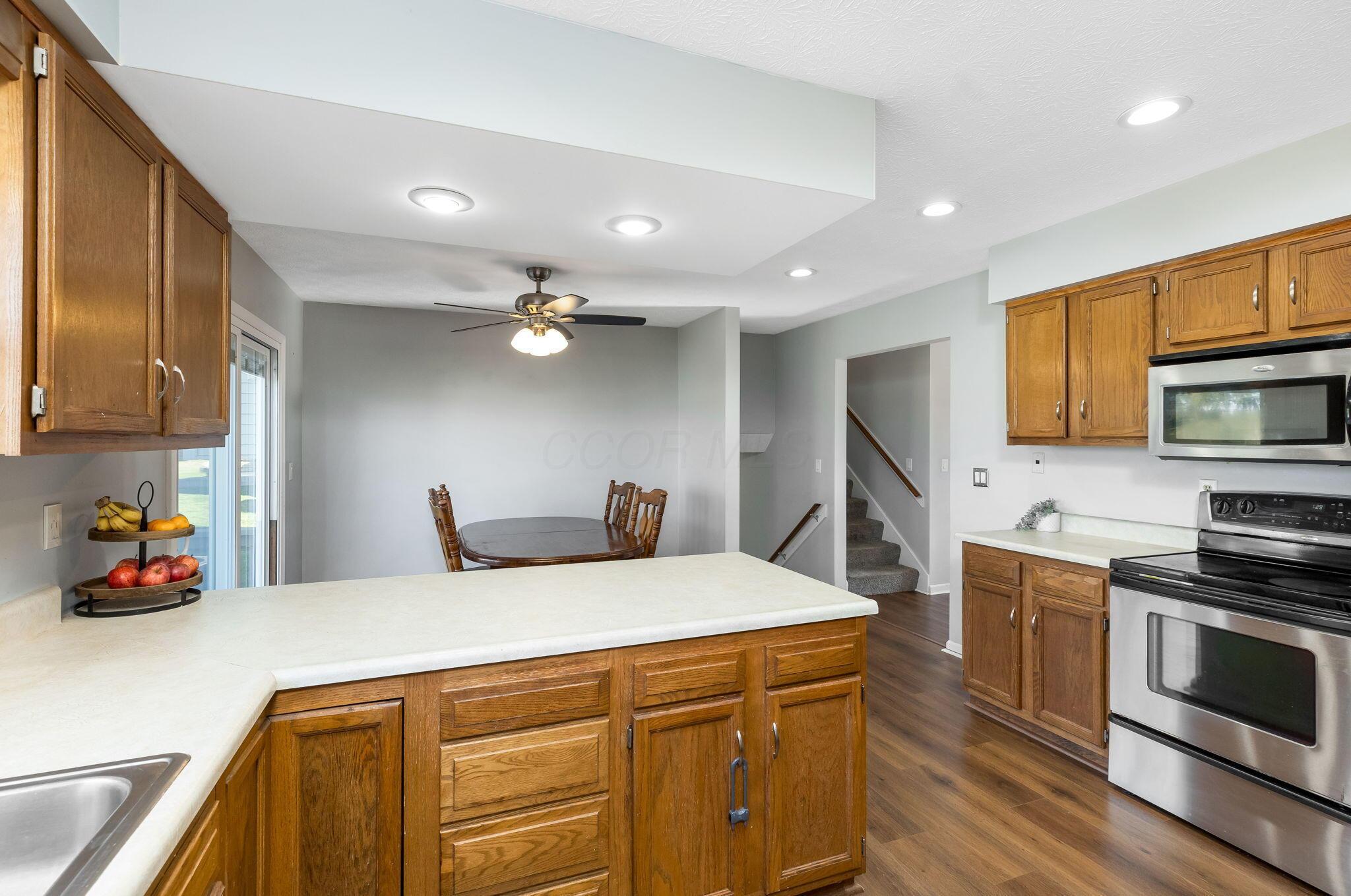 728 Cheshire Road Sunbury, OH 43074 - Photo 26 of 54 Kitchen