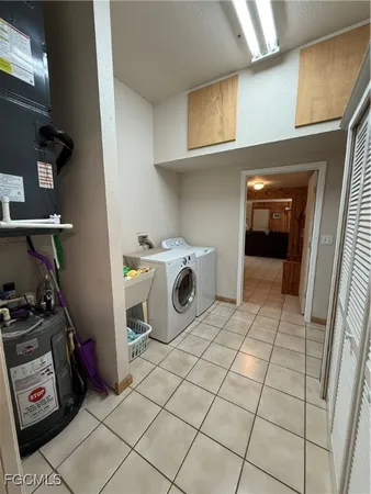 $1,000,000 | 2687 Old Lakeport Road Northwest, Moore Haven, FL 33471