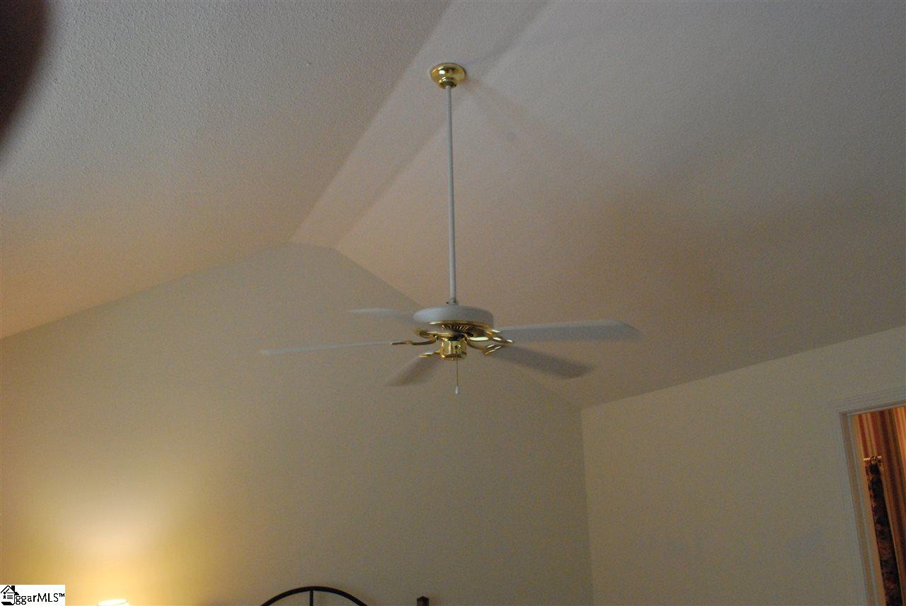 419 East Butler Road, Unit 10 Mauldin, SC 29662 - Photo 17 of 31 Gallery Image 17