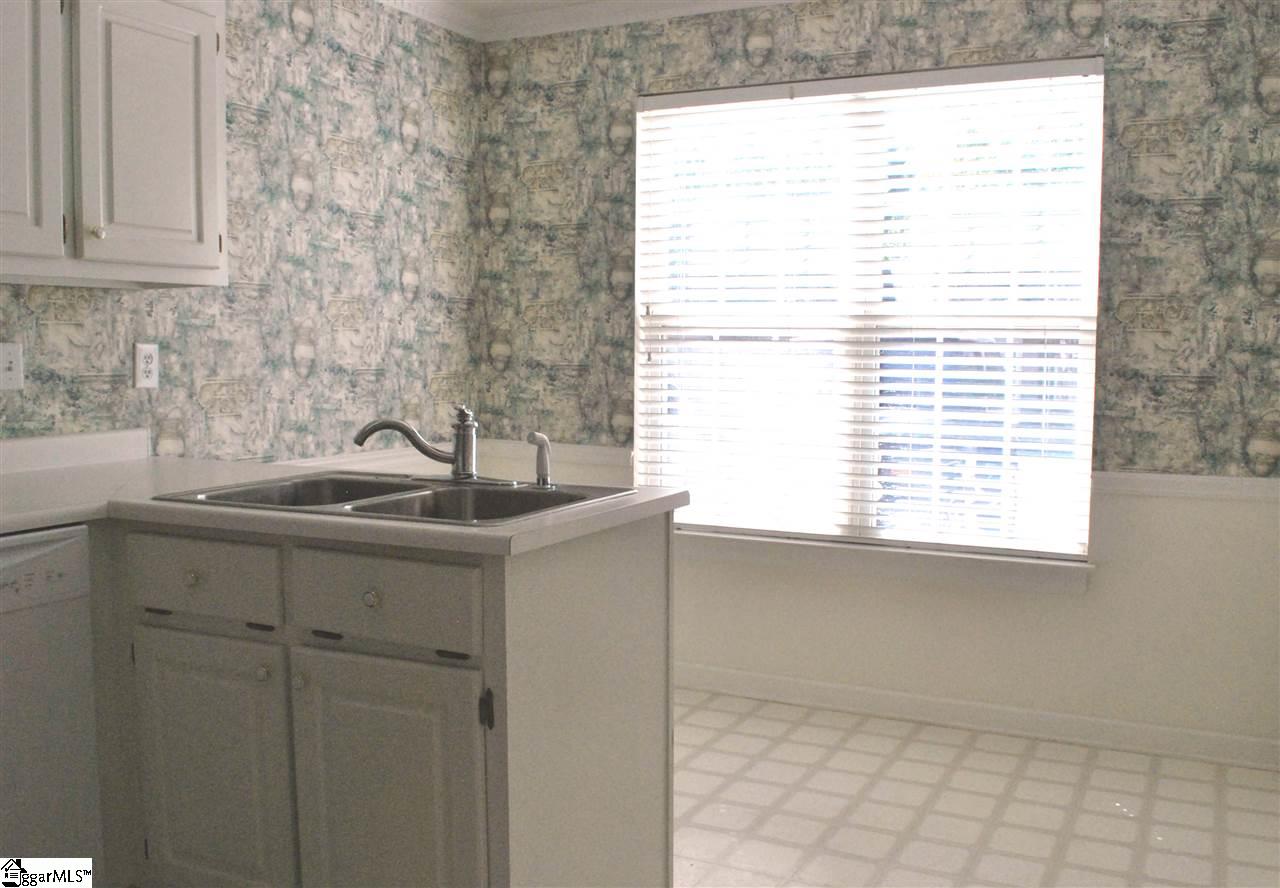 419 East Butler Road, Unit 10 Mauldin, SC 29662 - Photo 5 of 31 Gallery Image 5