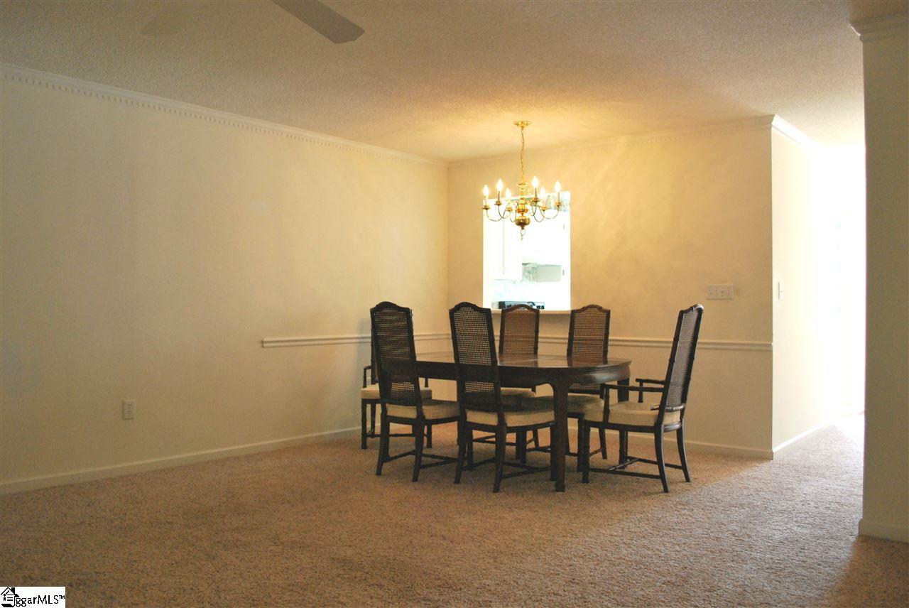 419 East Butler Road, Unit 10 Mauldin, SC 29662 - Photo 6 of 31 Gallery Image 6