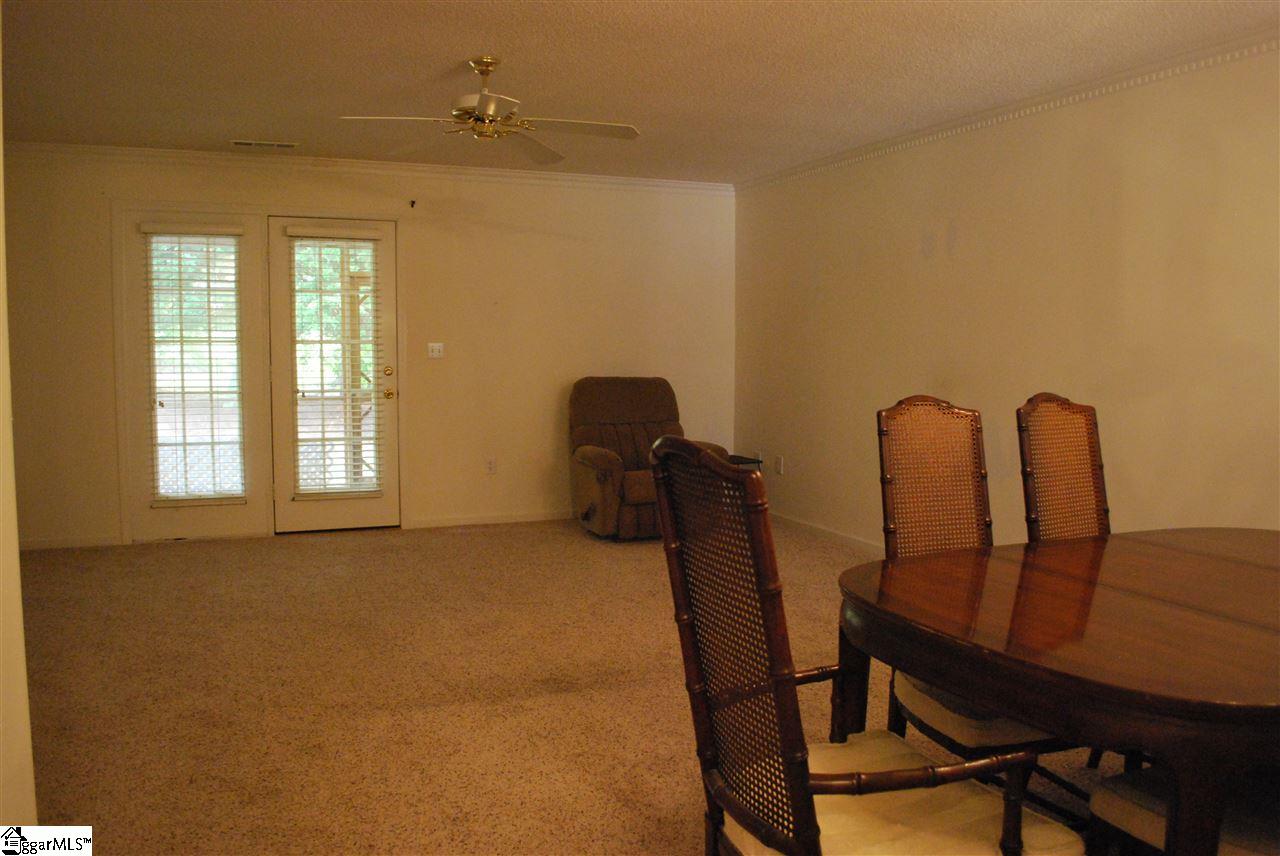 419 East Butler Road, Unit 10 Mauldin, SC 29662 - Photo 7 of 31 Gallery Image 7