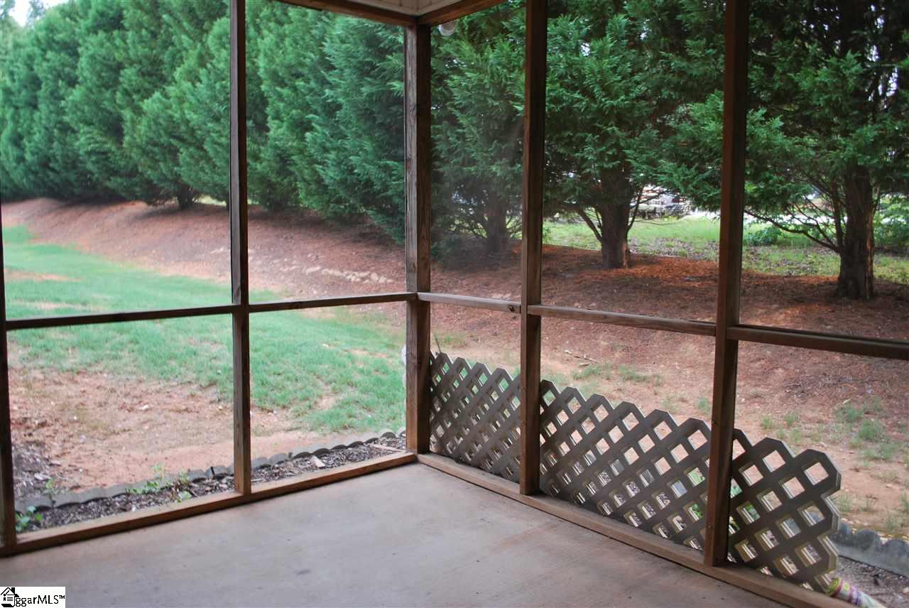 419 East Butler Road, Unit 10 Mauldin, SC 29662 - Photo 9 of 31 Gallery Image 9
