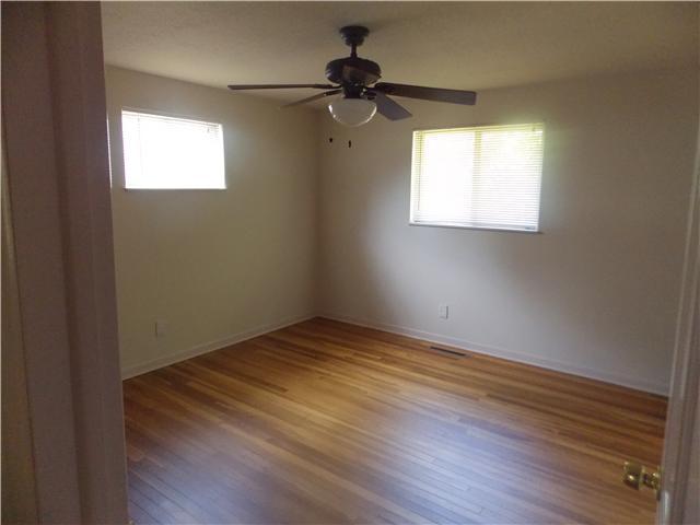 1297 Erickson Road Columbus, OH 43227 - Photo 5 of 13 Gallery Image 5