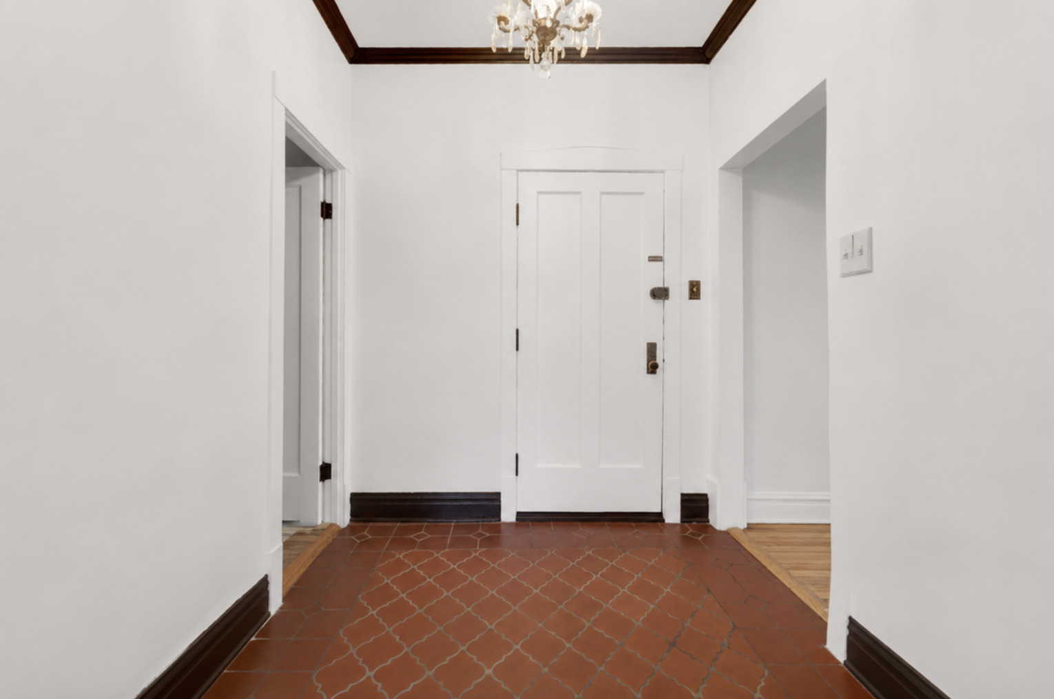 1329 West Addison Street, Unit 3A Chicago, IL 60613 - Photo 7 of 23