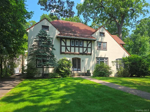 $7,900 | 134 Pelhamdale Avenue, Pelham, NY 10803