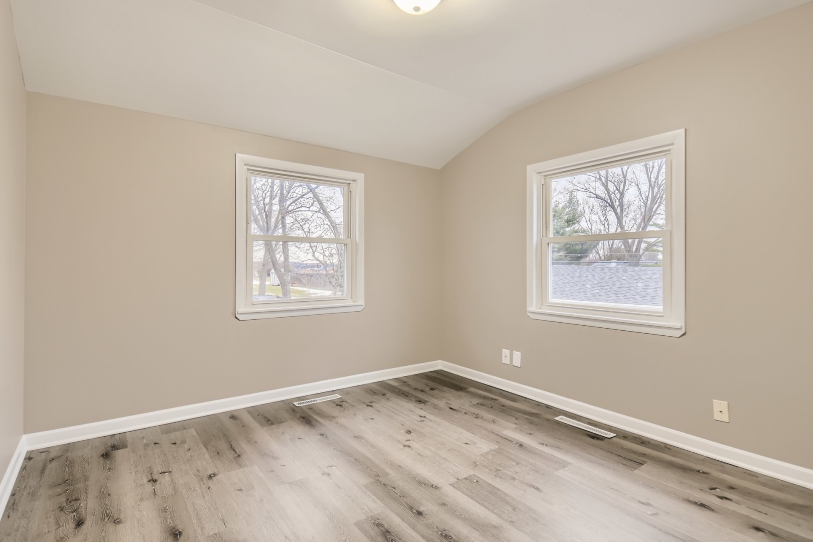 120 Roberts Road New Lenox, IL 60451 - Photo 18 of 26