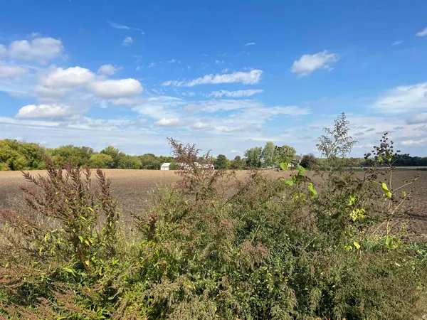 $207,900 | 15650 Happy Valley, Sun Prairie, WI 53590