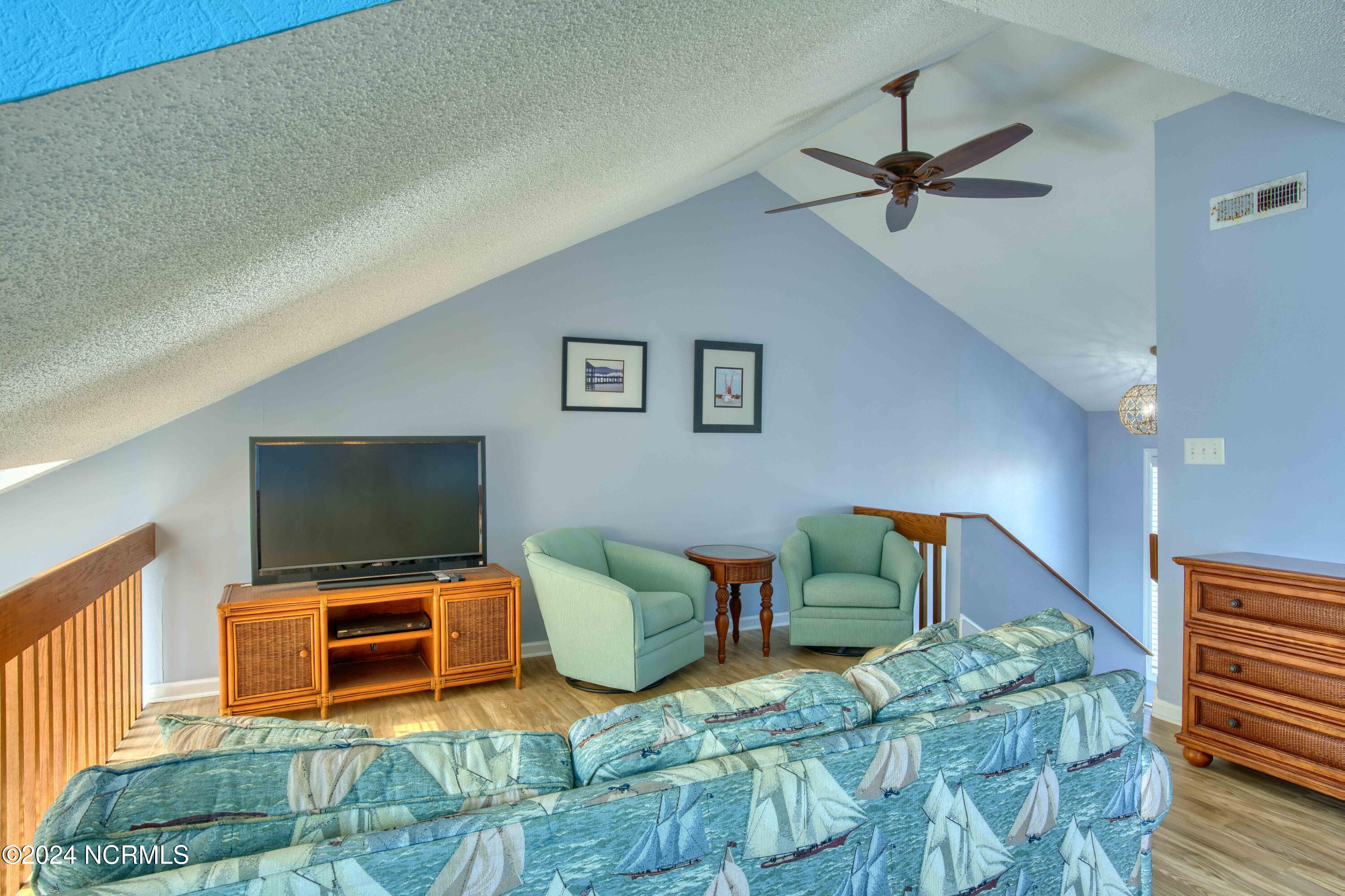 2362 New River Inlet Road North Topsail Beach, NC 28460 - Photo 30 of 49 2362 New River Inlet Road - Interiors -