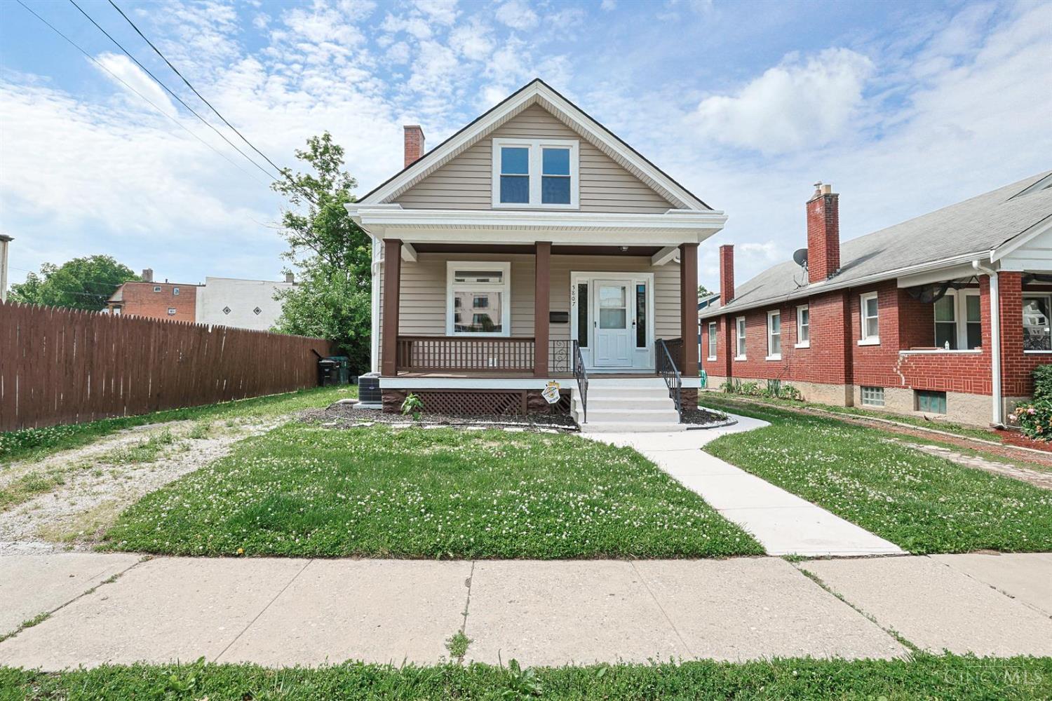 5807 Prentice Street Cincinnati, OH 45227 - Photo 1 of 39