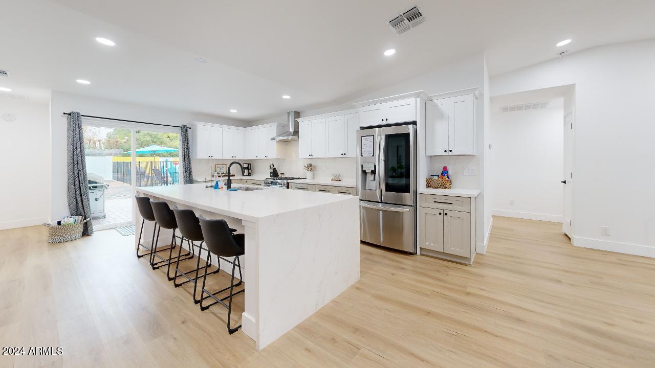 5215-E-Cambridge-Ave-Kitchen