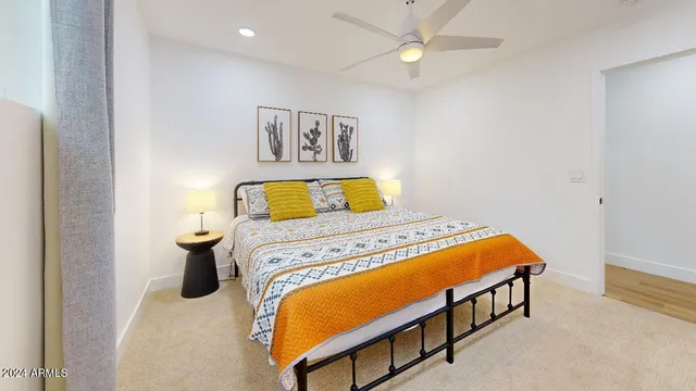 $5,000 | 5215 East Cambridge Avenue, Phoenix, AZ 85008