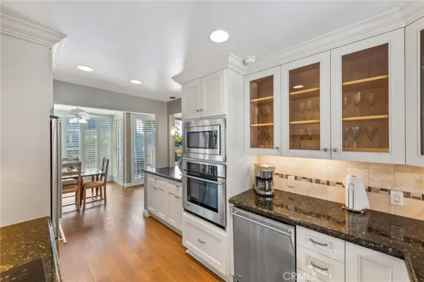 $659,000 | 2772 2nd Street, Unit A2, Long Beach, CA 90803