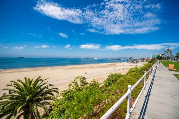 $659,000 | 2772 2nd Street, Unit A2, Long Beach, CA 90803