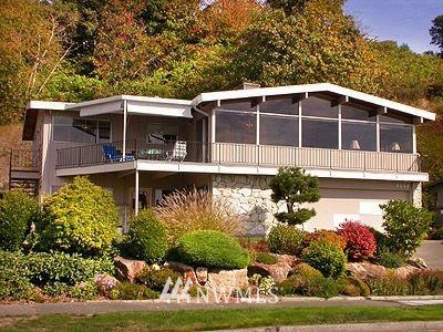 8556 Fauntlee Crest Southwest Seattle, WA 98136 - Photo 1 of 1 Gallery Image 1