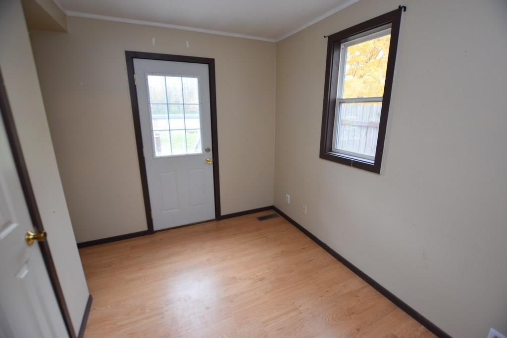 212 Indiana Avenue Pendleton, IN 46064 - Photo 10 of 18 Gallery Image 10