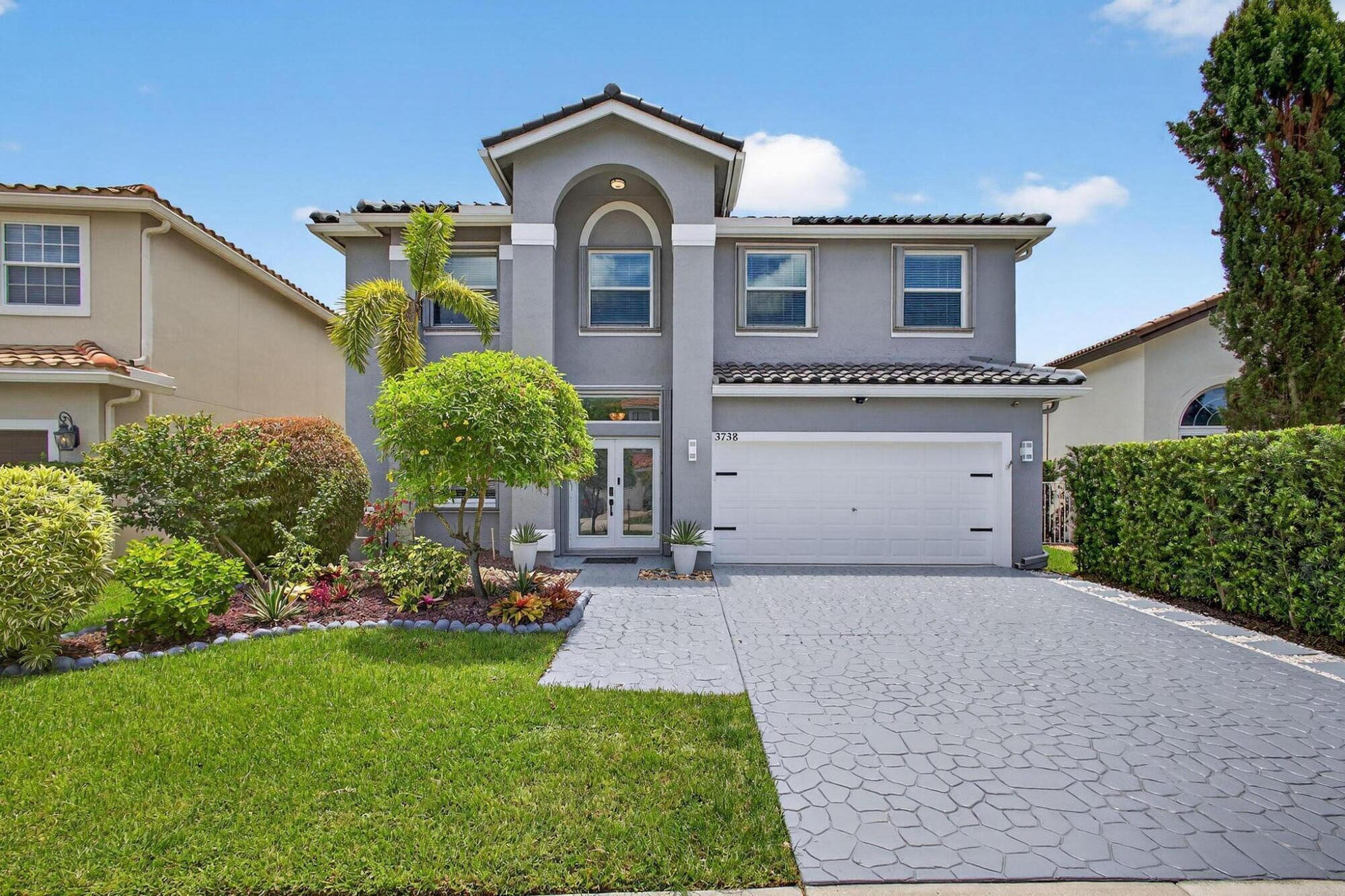 3738 Old Lighthouse Circle, Unit YEAR ROUND RENTAL) Wellington, FL 33414 - Photo 2 of 134 2-web-or-mls-BS1A3140
