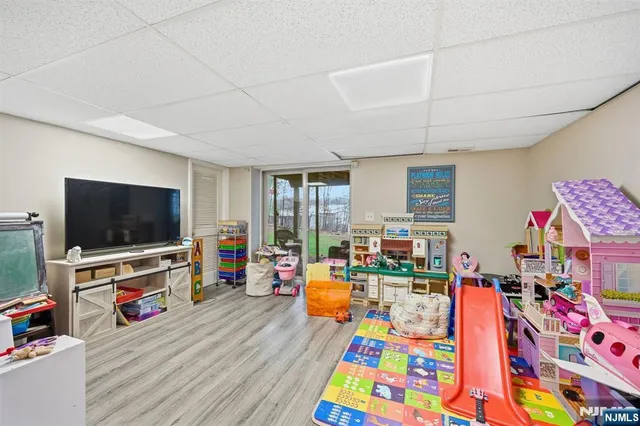 $474,900 | 12 Mountain Ridge Road, Bloomingdale, NJ 07403