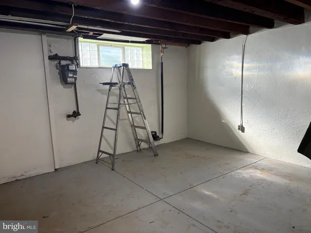 $289,000 | 439 Howell Street, Philadelphia, PA 19120