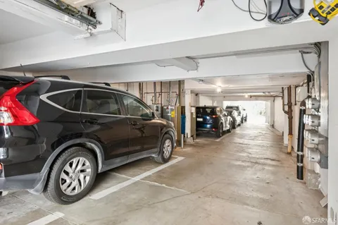 a picture of city view