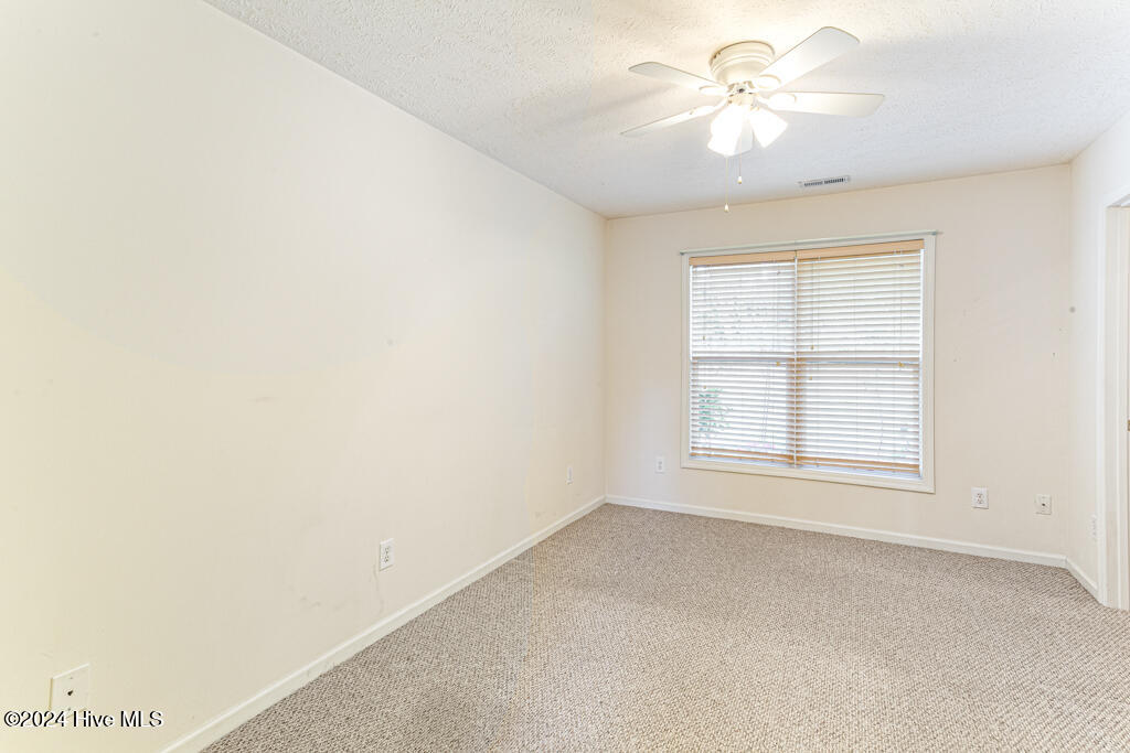 400 Spring Hill Loop Pinehurst, NC 28374 - Photo 16 of 36 400 Spring Hill Loop-LR-JFP-29