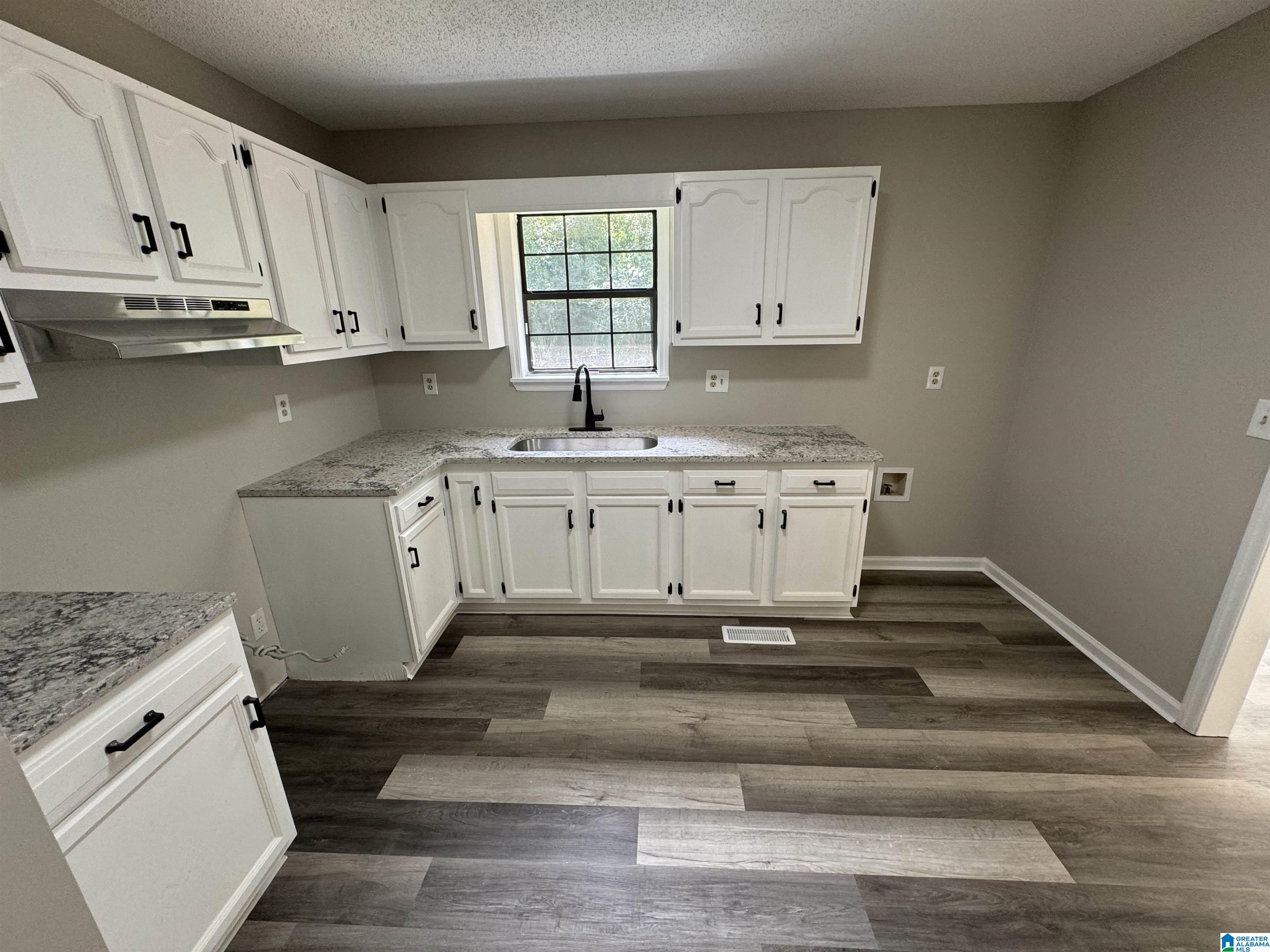 1040 Cove Shocco Road Talladega, AL 35160 - Photo 44 of 46