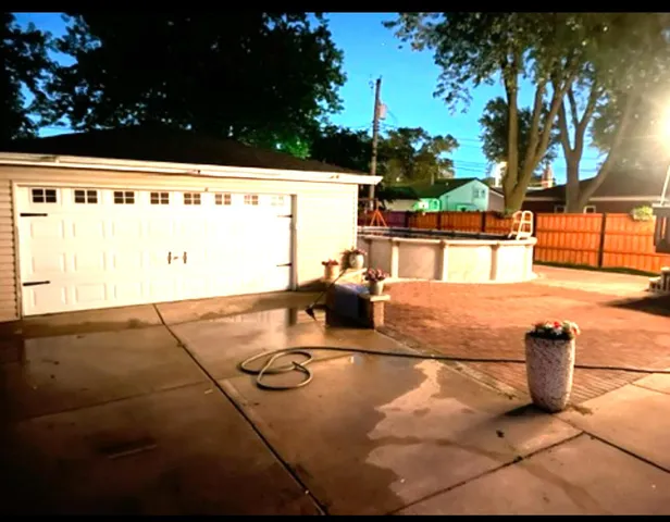 $372,500 | 8027 Kooy Drive, Munster, IN 46321