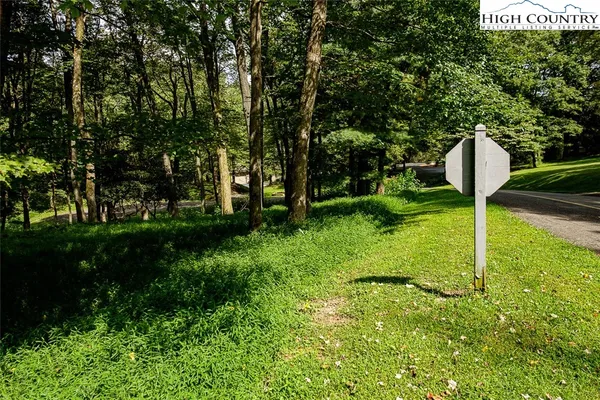 $45,000 | 4 K Oak Drive, Glade Valley, NC 28627