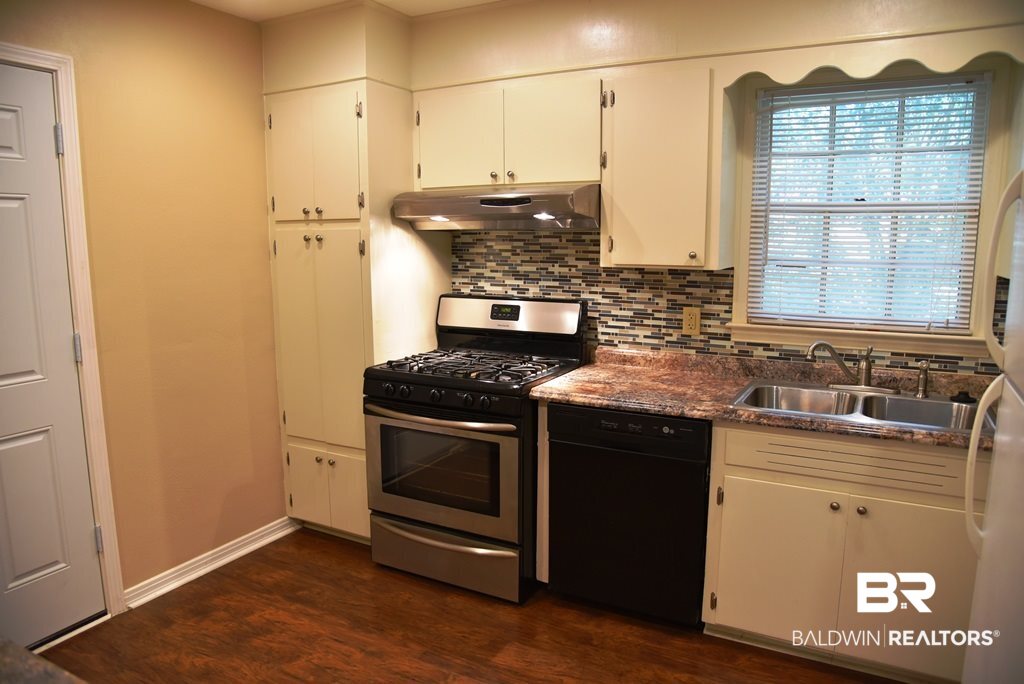 2901 Starlit Drive East Mobile, AL 36693 - Photo 8 of 28