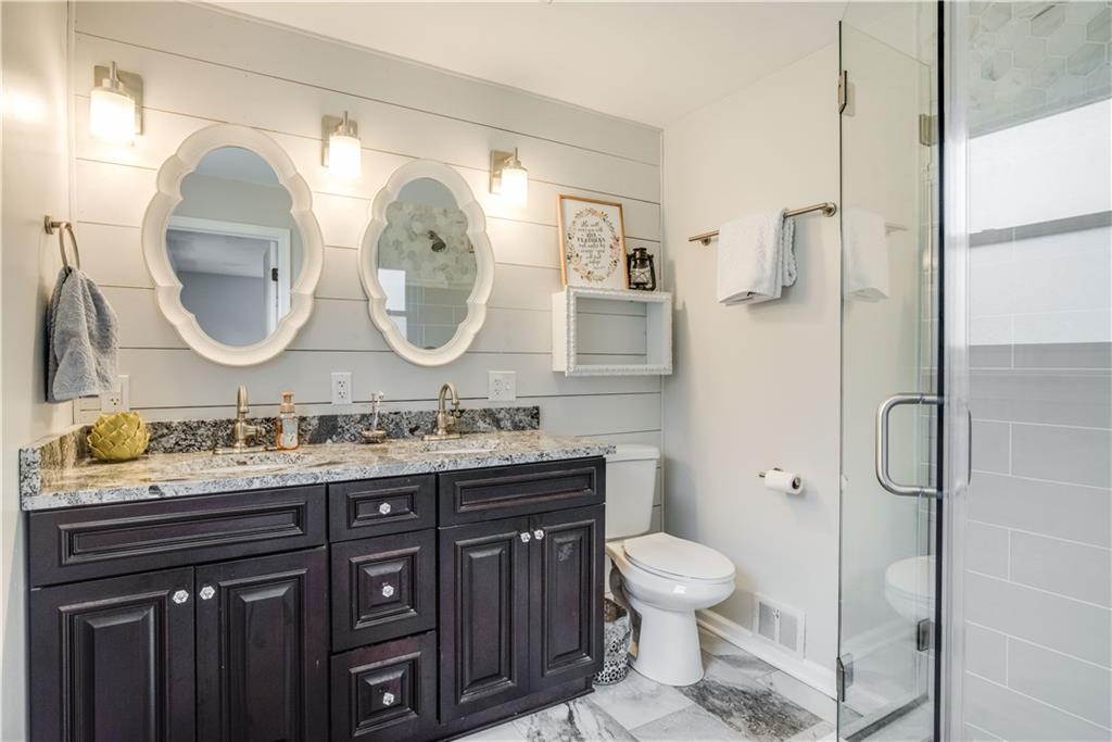 448 Amherst Avenue Coraopolis, PA 15108 - Photo 15 of 25