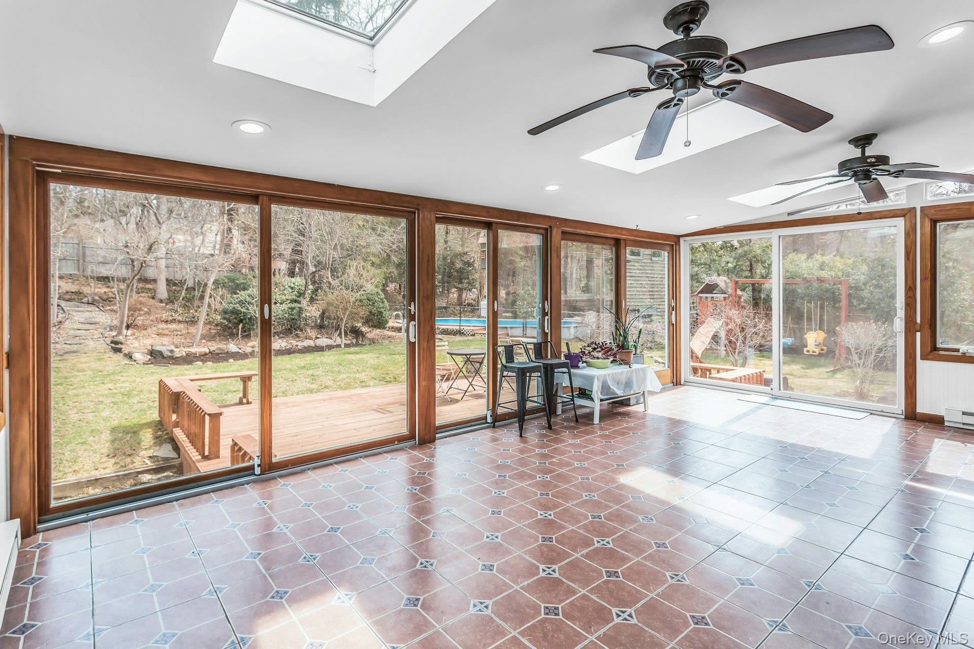 9 Cold Spring Hills Road Huntington, NY 11743 - Photo 14 of 31