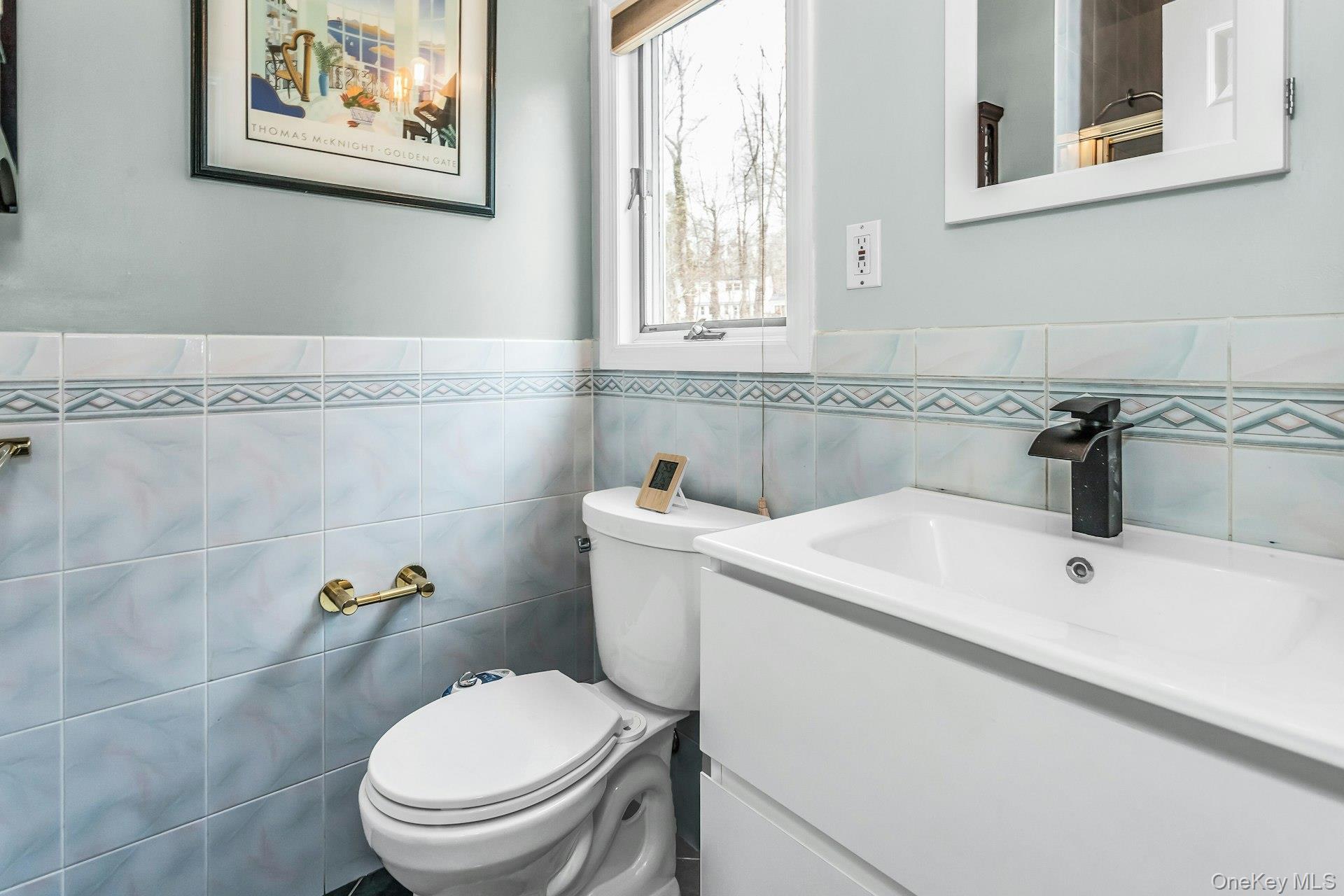 9 Cold Spring Hills Road Huntington, NY 11743 - Photo 18 of 31