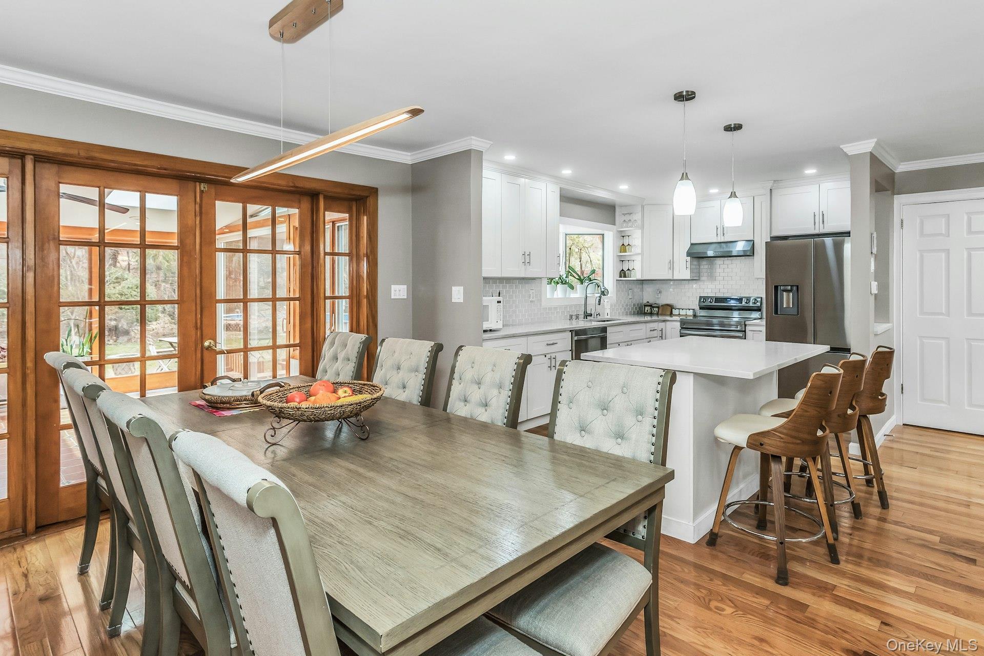 9 Cold Spring Hills Road Huntington, NY 11743 - Photo 8 of 31