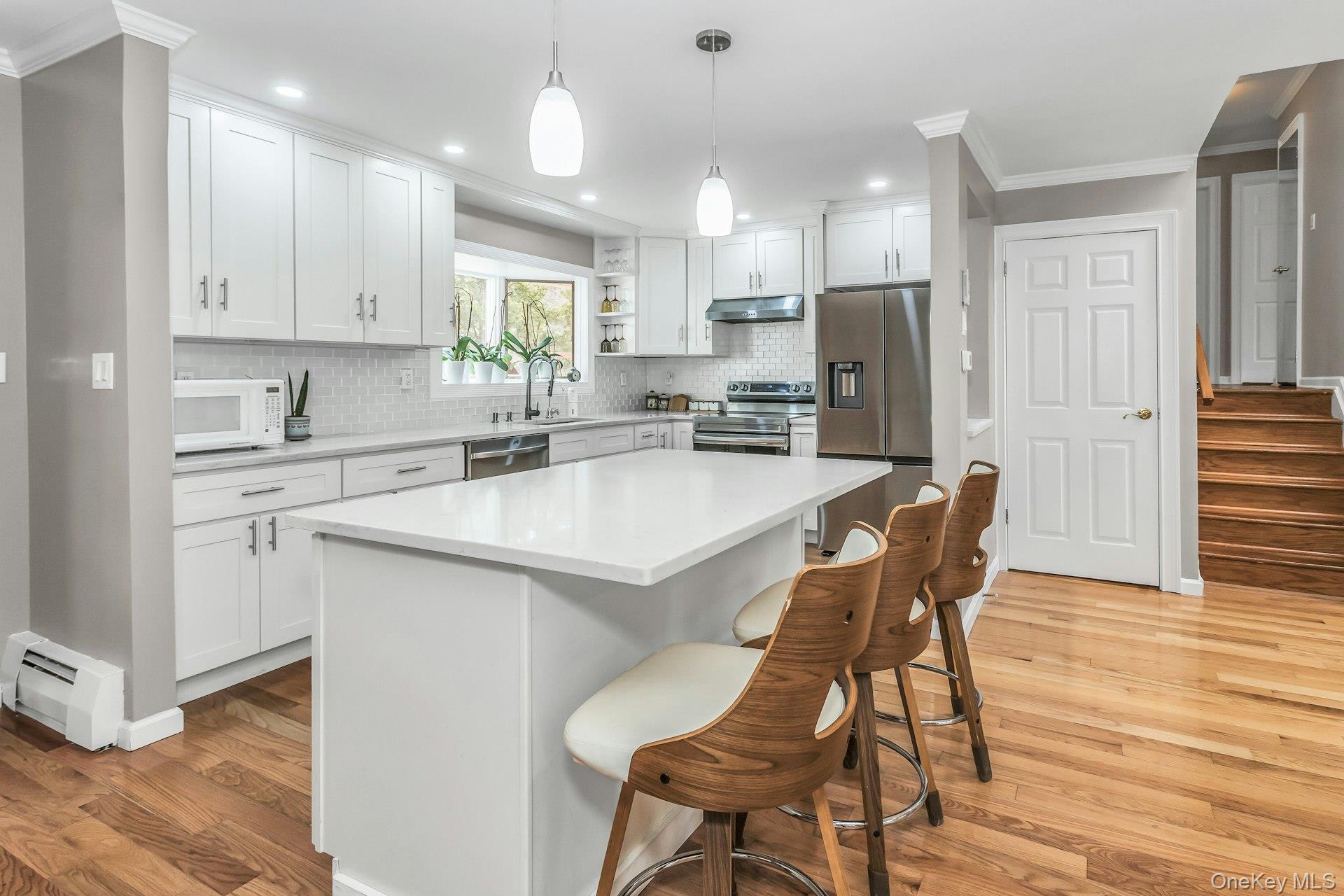 9 Cold Spring Hills Road Huntington, NY 11743 - Photo 9 of 31